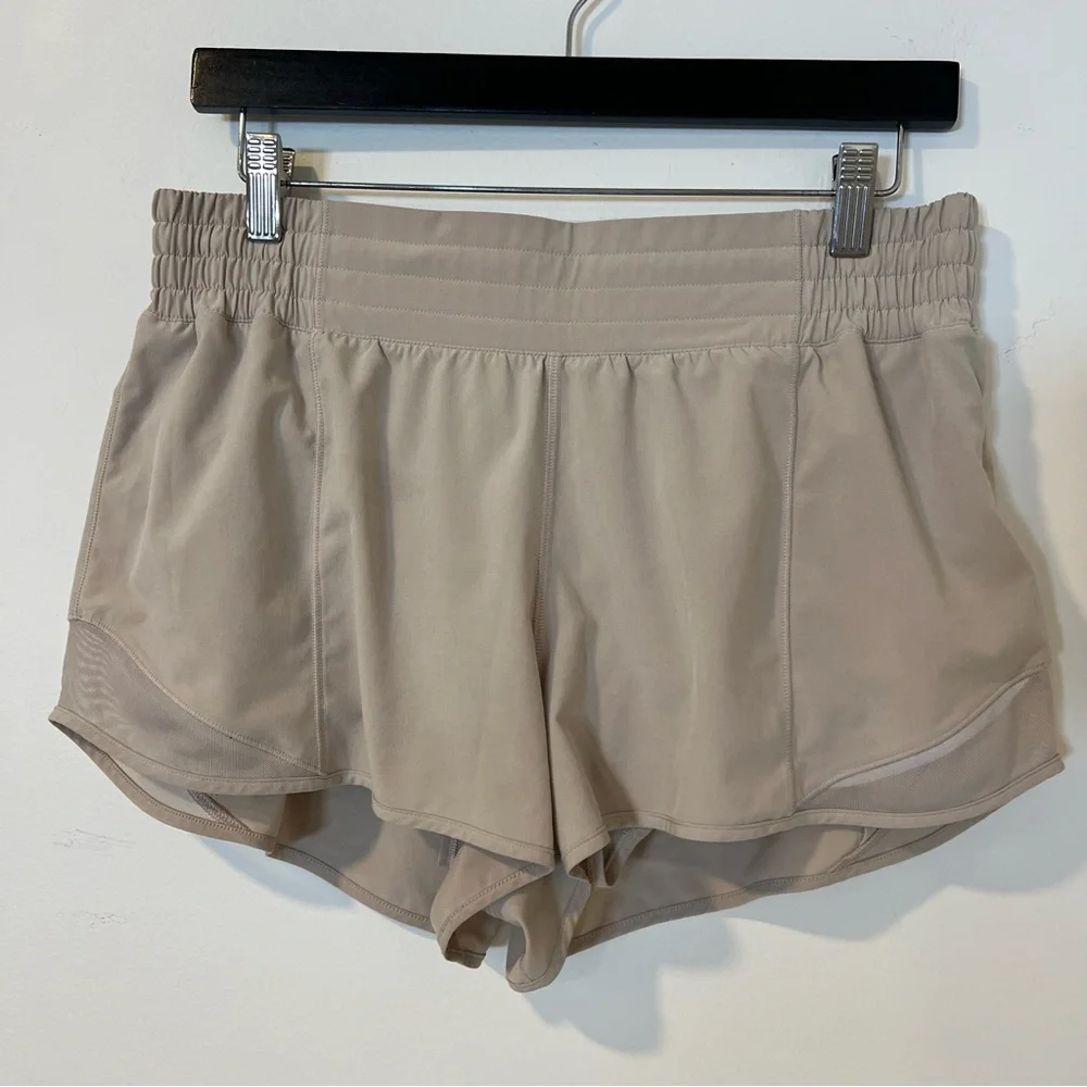 Lululemon Hotty Hot High Rise Lined shorts 2.5” beige
